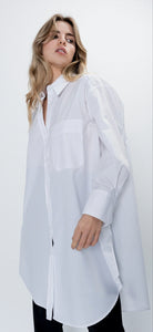 Oversized poplin shirt by Mästore